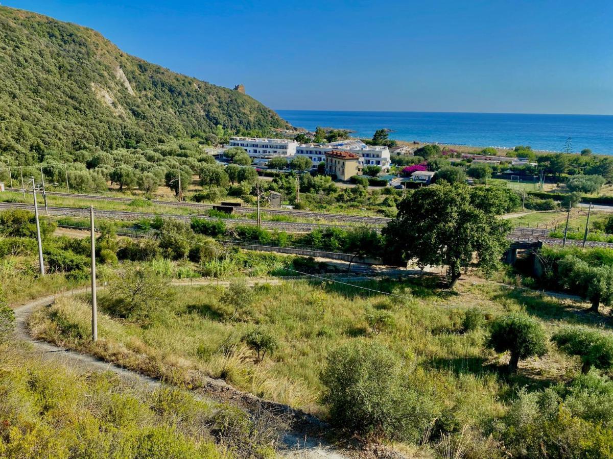 אשאה Villa Lo Scoglio מראה חיצוני תמונה